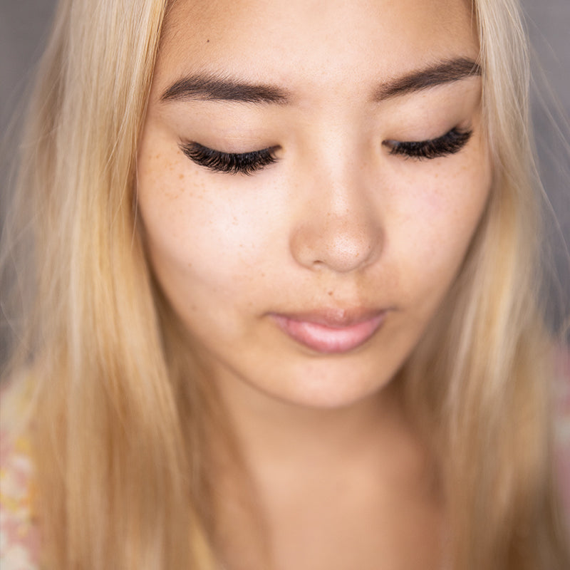 What Products Should You Avoid with Eyelash Extensions?